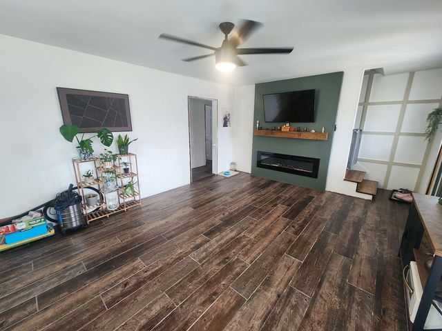 908 N 13th Street, Herrin, IL 62948