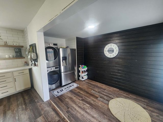 908 N 13th Street, Herrin, IL 62948