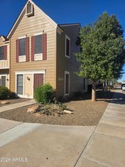 18838 N 34TH Drive N 6, Phoenix, AZ 85027