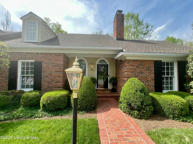 2 Brownsboro Hill Rd, Louisville, KY 40207