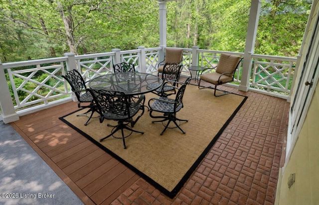 2 Brownsboro Hill Rd, Louisville, KY 40207