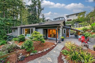 18527 Butternut Road, Lynnwood, WA 98037