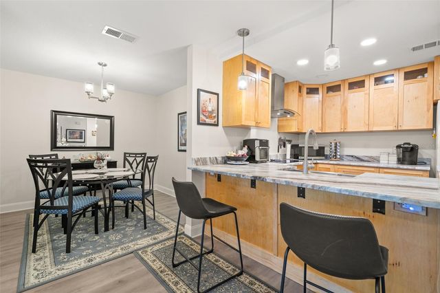 2757 COUNTRYSIDE BOULEVARD 103, Clearwater, FL 33761