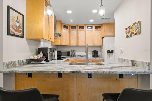 2757 COUNTRYSIDE BOULEVARD 103, Clearwater, FL 33761