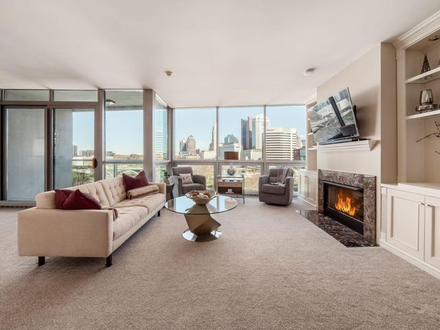 1 Miranova Place, 730, Columbus, OH 43215