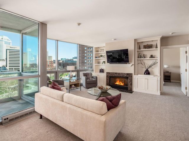 1 Miranova Place, 730, Columbus, OH 43215