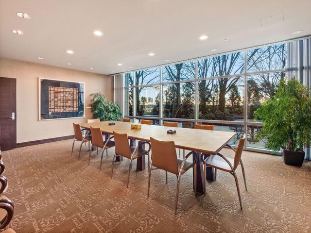 1 Miranova Place, 730, Columbus, OH 43215