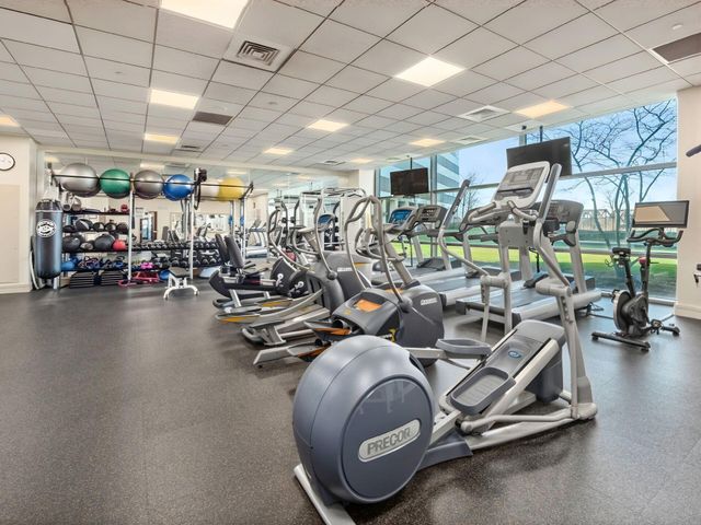 1 Miranova Place, 730, Columbus, OH 43215