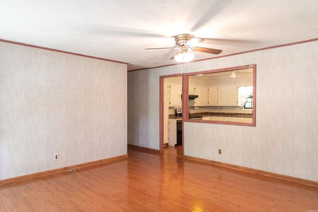 1207 W Unity Road, Paragould, AR 72450