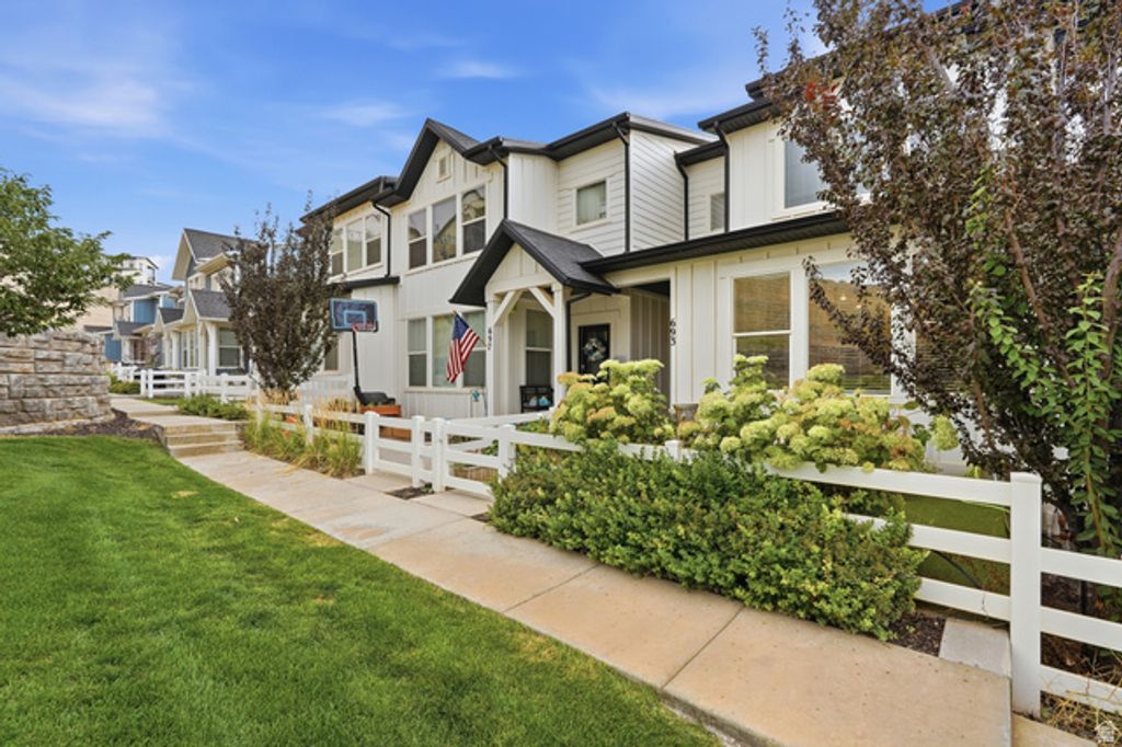 693 S GRANT LN, North Salt Lake, UT 84054 — photo 3