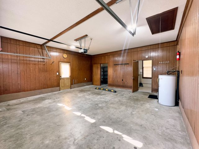 1760 Heritage Dr, Clarksville, TN 37043