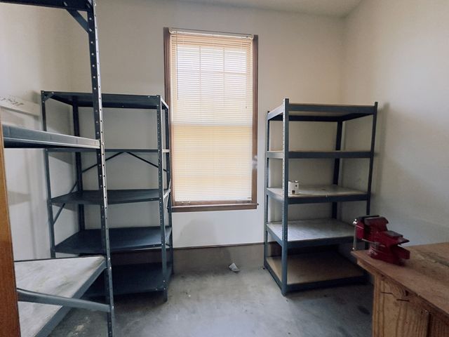 1760 Heritage Dr, Clarksville, TN 37043