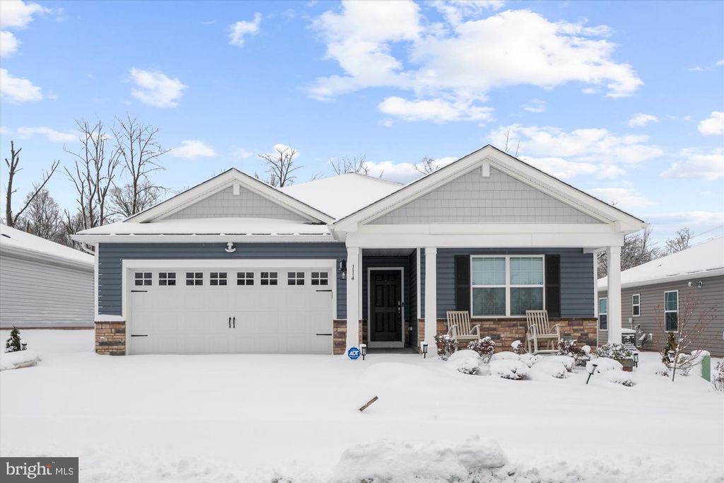 114 PETAL DR, Pottstown, PA 19464