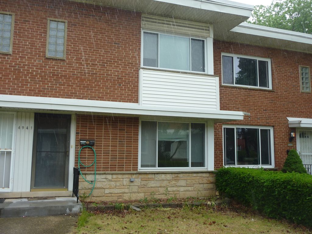 4941 Carol Street C, Skokie, IL 60077