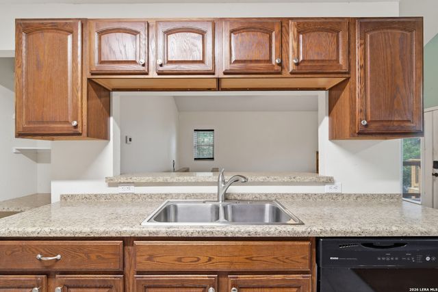 1565 Pebble Beach Road, Lakehills, TX 78063