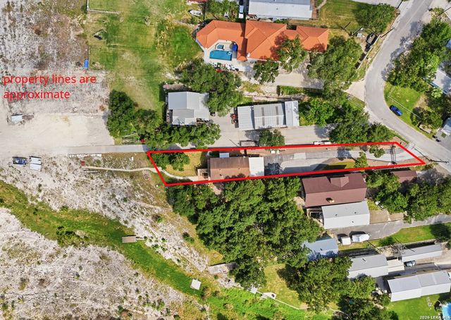 1565 Pebble Beach Road, Lakehills, TX 78063