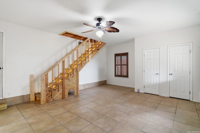 1565 Pebble Beach Road, Lakehills, TX 78063