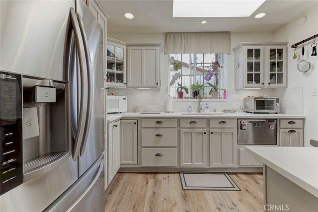 11316 Sunshine Ter, Studio City, CA 91604