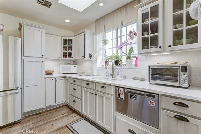 11316 Sunshine Ter, Studio City, CA 91604