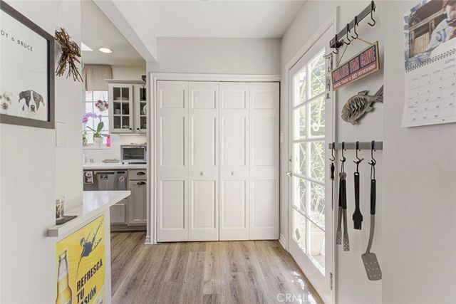 11316 Sunshine Ter, Studio City, CA 91604
