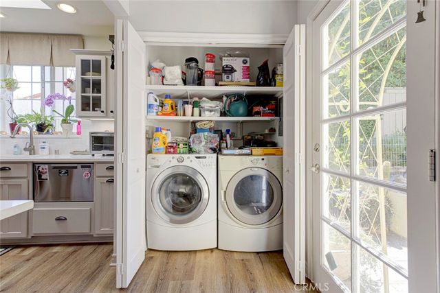 11316 Sunshine Ter, Studio City, CA 91604