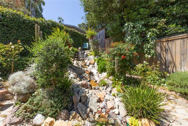 11316 Sunshine Ter, Studio City, CA 91604