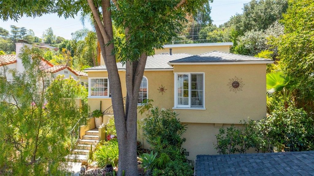 11316 Sunshine Ter, Studio City, CA 91604