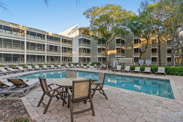 415 Ocean Creek Dr Apt 2276, Myrtle Beach, SC 29572