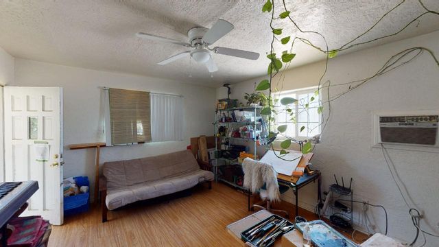 220 Princeton Drive SE, Albuquerque, NM 87106