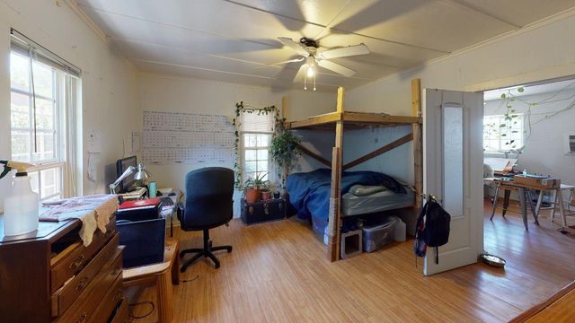 220 Princeton Drive SE, Albuquerque, NM 87106