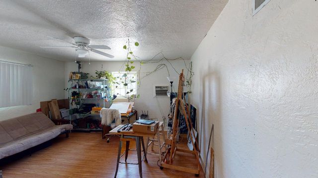 220 Princeton Drive SE, Albuquerque, NM 87106