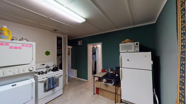 220 Princeton Drive SE, Albuquerque, NM 87106