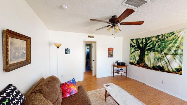 220 Princeton Drive SE, Albuquerque, NM 87106