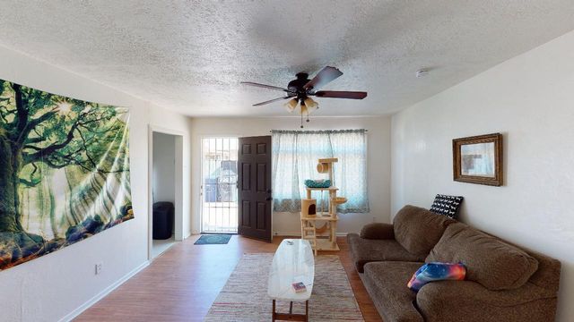 220 Princeton Drive SE, Albuquerque, NM 87106