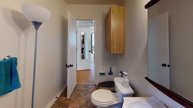 220 Princeton Drive SE, Albuquerque, NM 87106