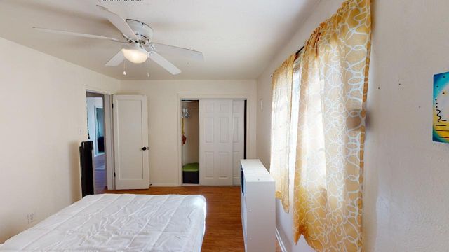 220 Princeton Drive SE, Albuquerque, NM 87106