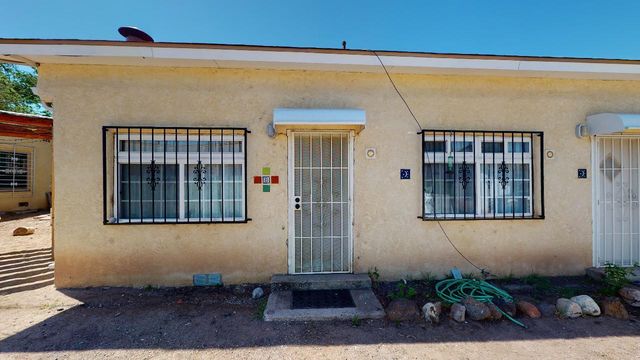 220 Princeton Drive SE, Albuquerque, NM 87106