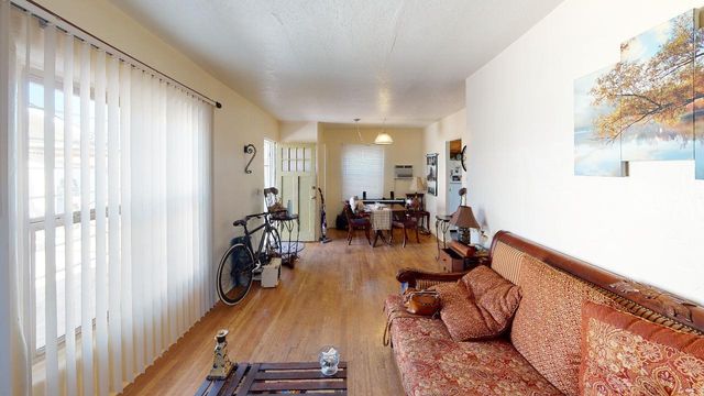 220 Princeton Drive SE, Albuquerque, NM 87106