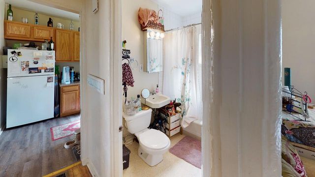 220 Princeton Drive SE, Albuquerque, NM 87106