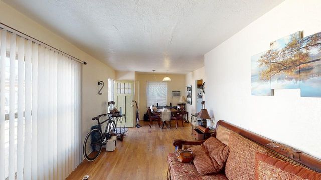 220 Princeton Drive SE, Albuquerque, NM 87106