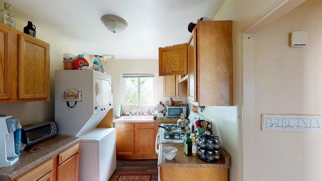 220 Princeton Drive SE, Albuquerque, NM 87106