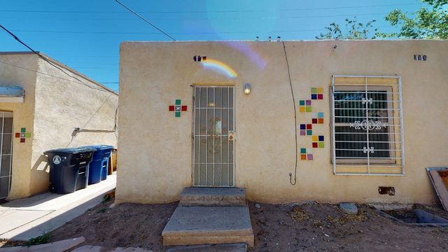 220 Princeton Drive SE, Albuquerque, NM 87106