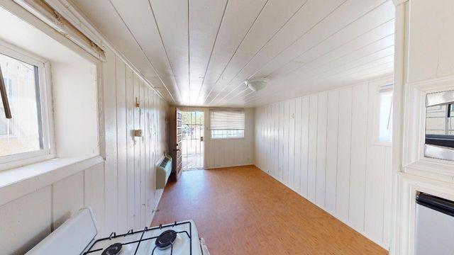 220 Princeton Drive SE, Albuquerque, NM 87106