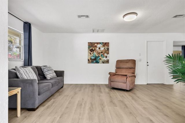 7232 WILLOW STREET, Sarasota, FL 34243