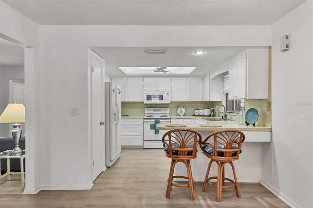 7232 WILLOW STREET, Sarasota, FL 34243