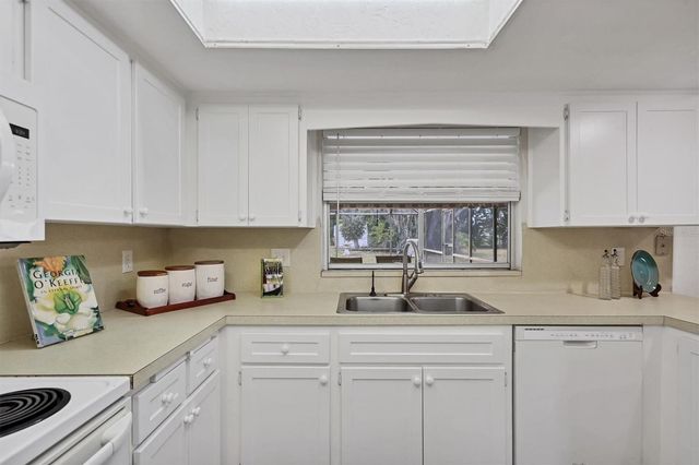 7232 WILLOW STREET, Sarasota, FL 34243