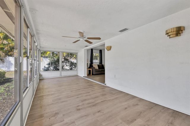 7232 WILLOW STREET, Sarasota, FL 34243