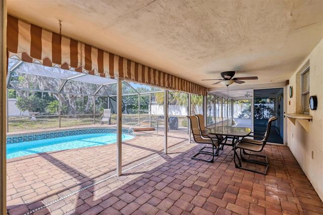 7232 WILLOW STREET, Sarasota, FL 34243