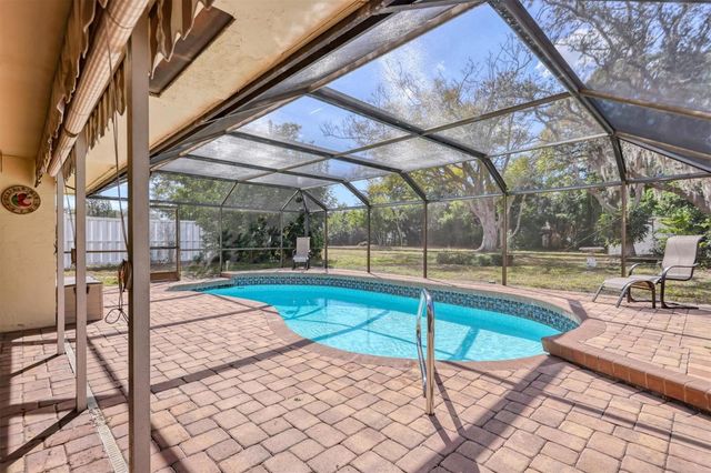 7232 WILLOW STREET, Sarasota, FL 34243