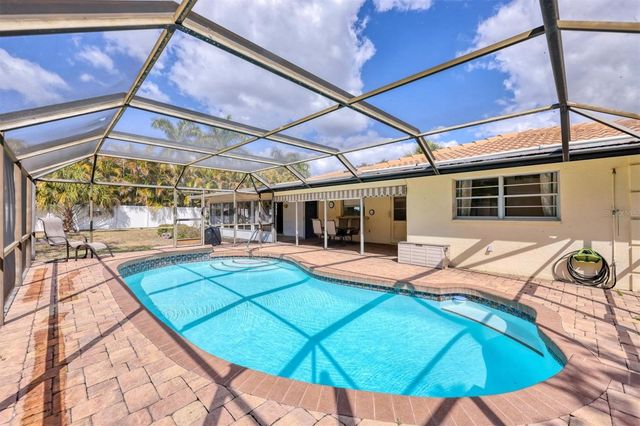 7232 WILLOW STREET, Sarasota, FL 34243